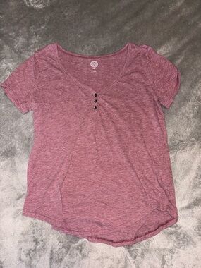 SO Heathered Mauve Short Sleeve Henley Tee